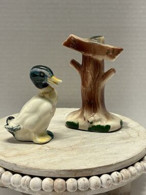 Vintage Duck & Tree Stump Plant Decor